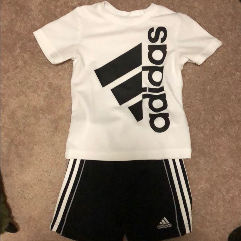 Adidas toddler set 18mo